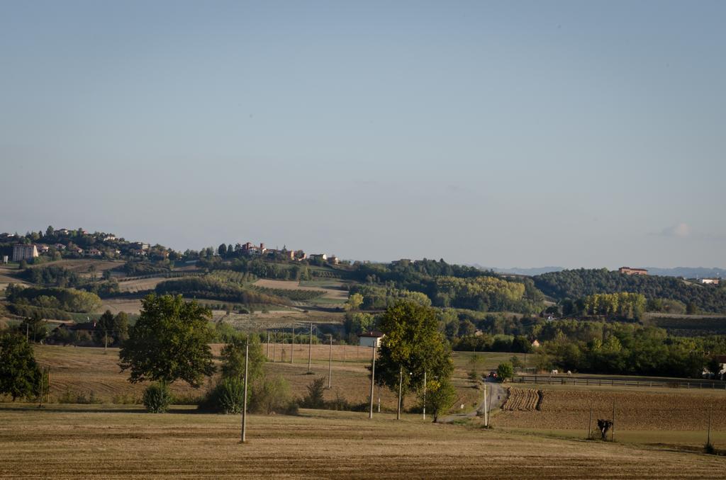 לינה וארוחת בוקר San Damiano dʼAsti Il Riposo מראה חיצוני תמונה